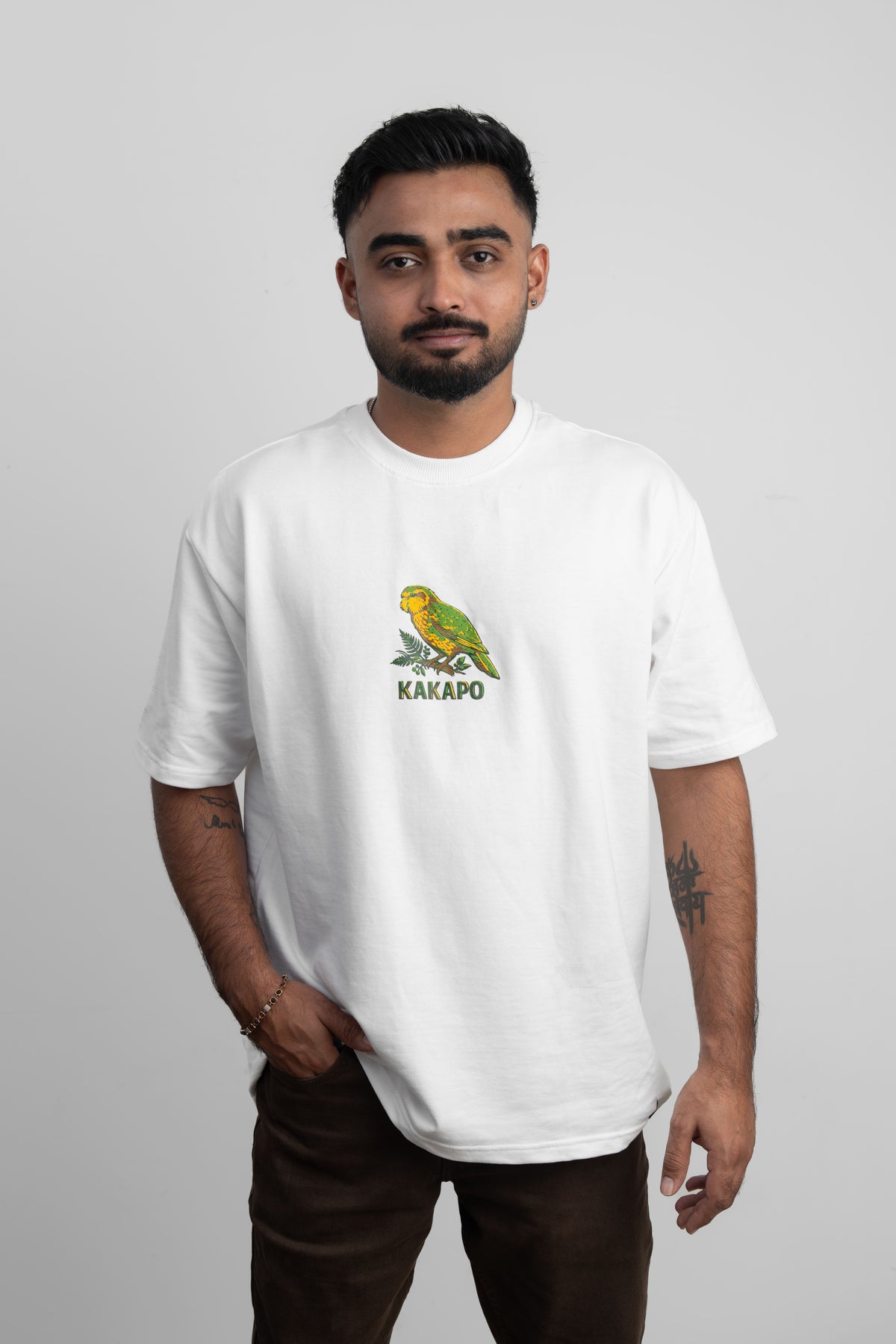KAKAPO Oversized Graphic Printed